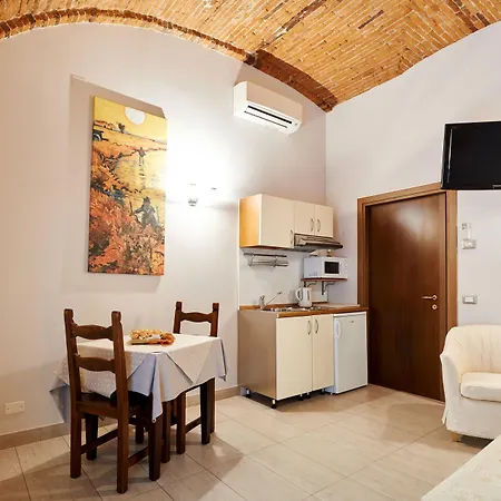 Antico Borgo アパートホテル 3*